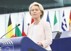 Η Ούρσουλα θα υπογράψει συμφωνία με την Αυστραλία η οποία επιδιώκει υψηλότερες ποσοστώσεις για τις εξαγωγές αμνοεριφίων και βοδινού κρέατος στην Ευρώπη