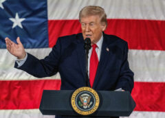 Τραμπ: Διακοπή παράδοσης όπλων στην Ουκρανία αν οι Ευρωπαίοι δεν ασχοληθούν με τα Στενά του Ορμούζ