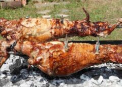 Πασχαλινό τραπέζι: Οι τιμές για το αρνί και το κατσίκι σήμερα – Τι δείχνουν τα στοιχεία για τους ελέγχους