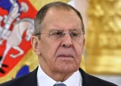 Έξαλλος ο Λαβρόφ με δημοσιογράφο: Ζήτησε από την ασφάλεια να τον απομακρύνουν – «Πάρτε τον από εδώ»
