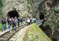 Αχαΐα – Κόσμος στο 46ο Πέρασμα στο Φαράγγι του Βουραϊκού