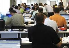 Όχι άλλη γενιά σερβιτόρων: Πώς φτιάχνεις χώρα με 1,2 δις Όχι άλλη γενιά σερβιτόρων: Πώς φτιάχνεις χώρα με 1,2 δις