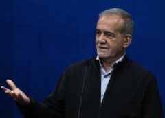 Μ.Πεζεσκιάν για Μ.Χαμενεΐ: «Η επικοινωνία έχει αυξηθεί – Εκείνος λαμβάνει όλες τις σημαντικές αποφάσεις» Μ.Πεζεσκιάν για Μ.Χαμενεΐ: «Η επικοινωνία έχει αυξηθεί – Εκείνος λαμβάνει όλες τις σημαντικές αποφάσεις»
