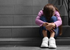 Το οικο- άγχος επηρεάζει την ψυχική υγεία των παιδιών και των εφήβων Το οικο- άγχος επηρεάζει την ψυχική υγεία των παιδιών και των εφήβων