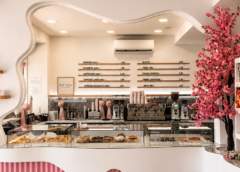 ROZ ROSE Coffee & More – Εκεί που κάθε καφές σερβίρεται με αγάπη ROZ ROSE Coffee & More – Εκεί που κάθε καφές σερβίρεται με αγάπη