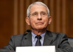 Α.Φάουτσι: Εγκληματούσε συνειδητά σε βάρος εγκύων & εμβρύων με τα εμβόλια κατά Covid-19! – «Mπορεί να αποβάλουν»